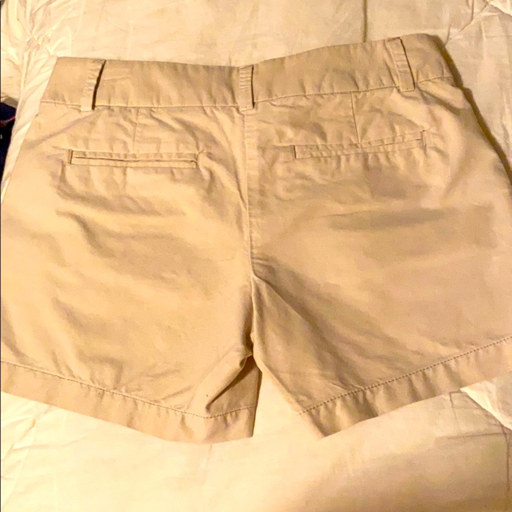Women’s J Crew Khaki Shorts - Picture 4 of 7